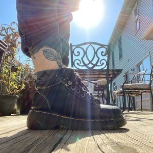 Vintage Dr. Martens 8542